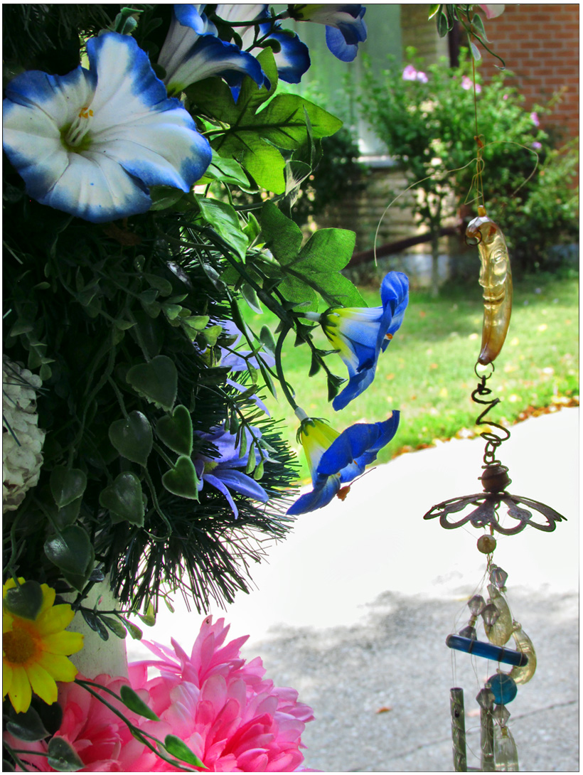 flowersandmooncharm_waynemccracken
